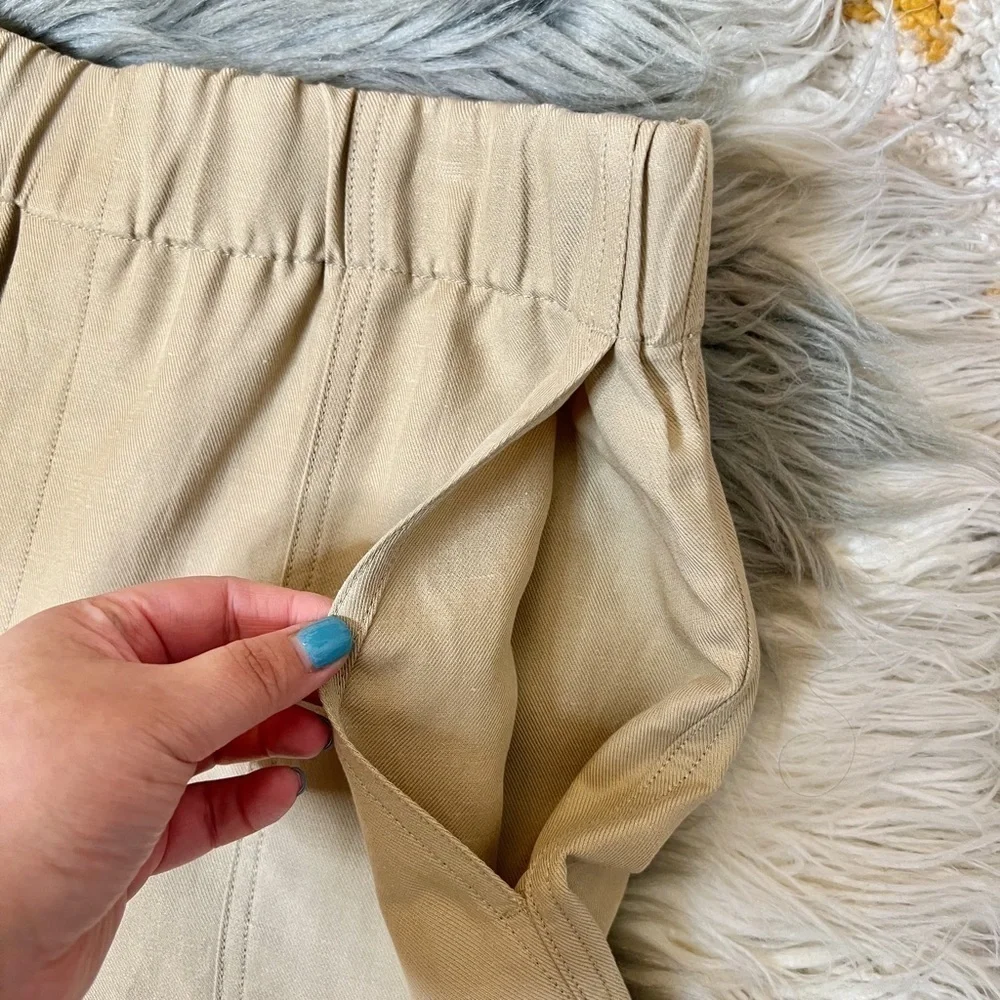 Banana Republic Tan Women’s Linen Knit Pull On Woven Shorts Sz LP - Picture 6 of 10